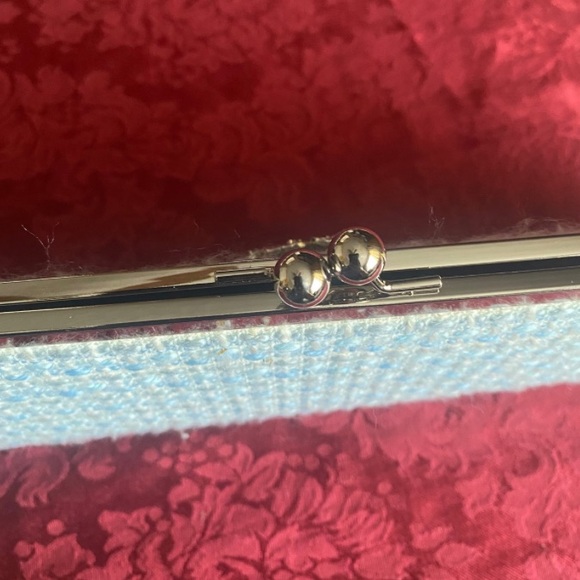 Pastel Blue/Cream Tweed Clutch with Removable Silver Rhinestone Flower Brooch - Picture 5 of 7